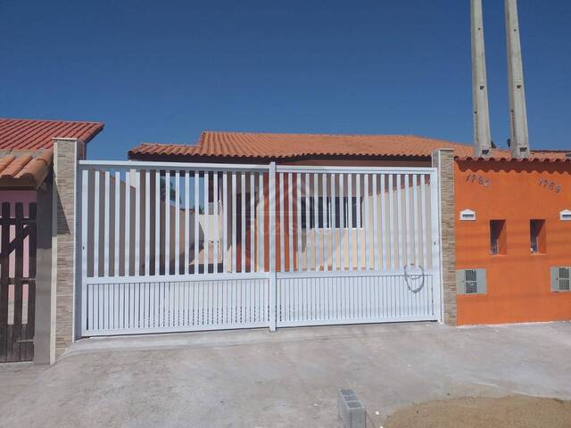 #CA558 - CASA COM PISCINA para Venda em Itanhaém - SP