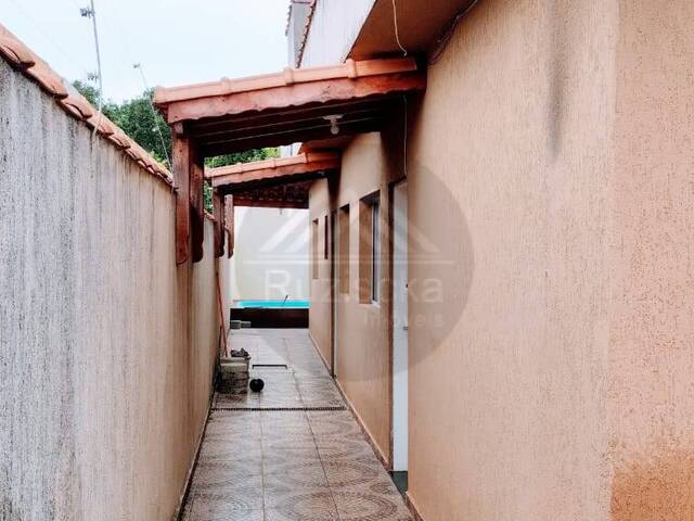 #CA648 - CASA COM PISCINA para Venda em Itanhaém - SP