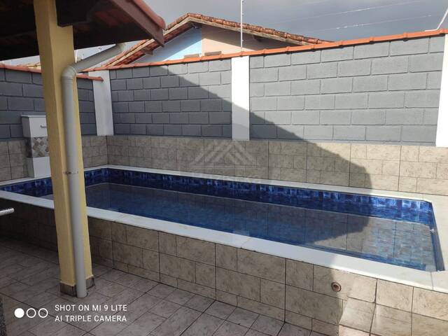 CASA COM PISCINA para Venda em Itanhaém - 5