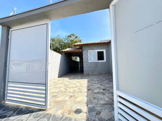 #CA802 - CASA COM PISCINA para Venda em Itanhaém - SP - 2