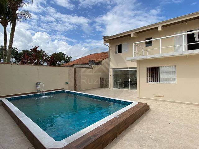 CASA COM PISCINA para Venda em Itanhaém - 5