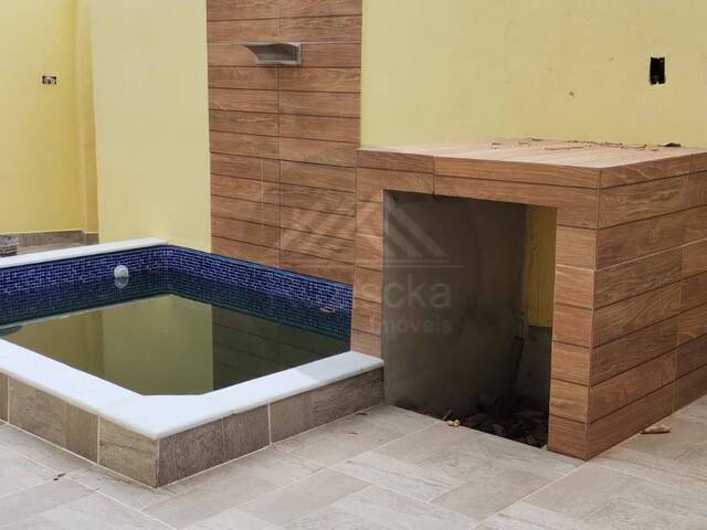 CASA COM PISCINA para Venda em Itanhaém - 5