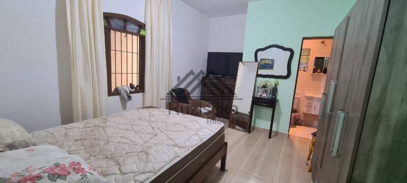 Casa à venda com 2 quartos, 67m² - Foto 8