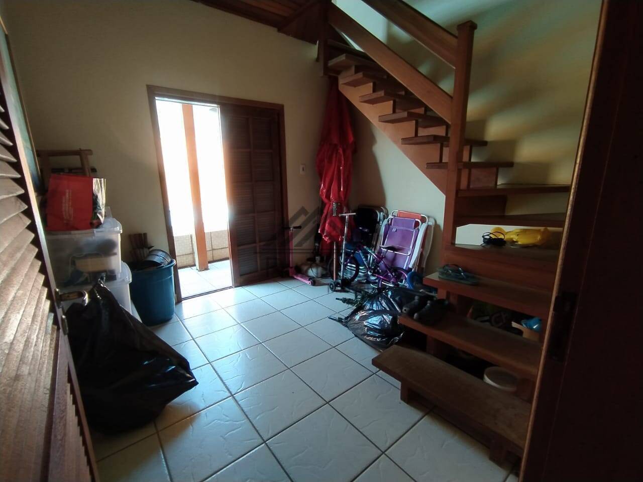 Casa à venda com 5 quartos, 172m² - Foto 18