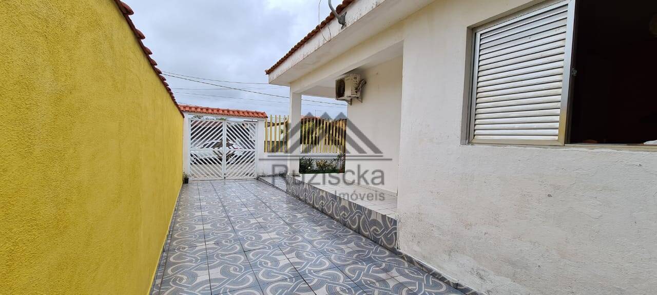 Casa à venda com 3 quartos, 260m² - Foto 2