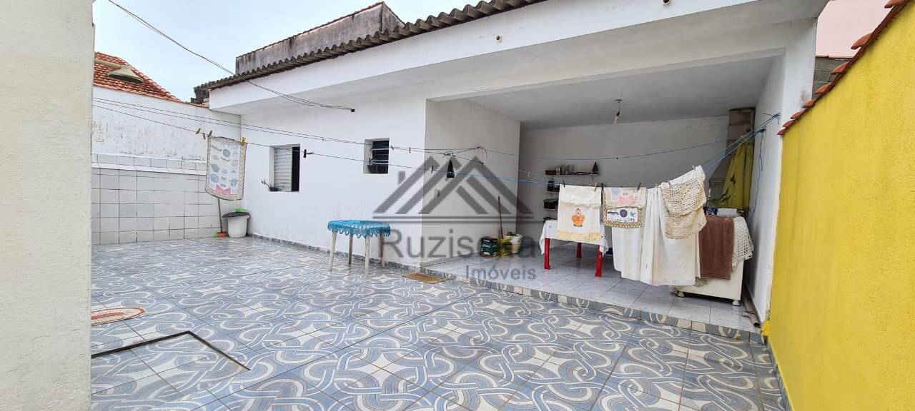 Casa à venda com 3 quartos, 260m² - Foto 16