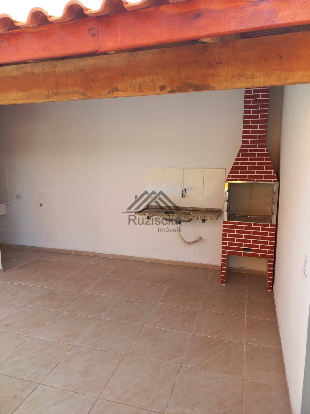 Casa à venda com 2 quartos, 90m² - Foto 5