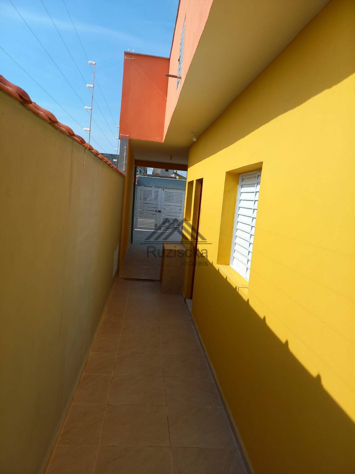 Casa à venda com 2 quartos, 90m² - Foto 8