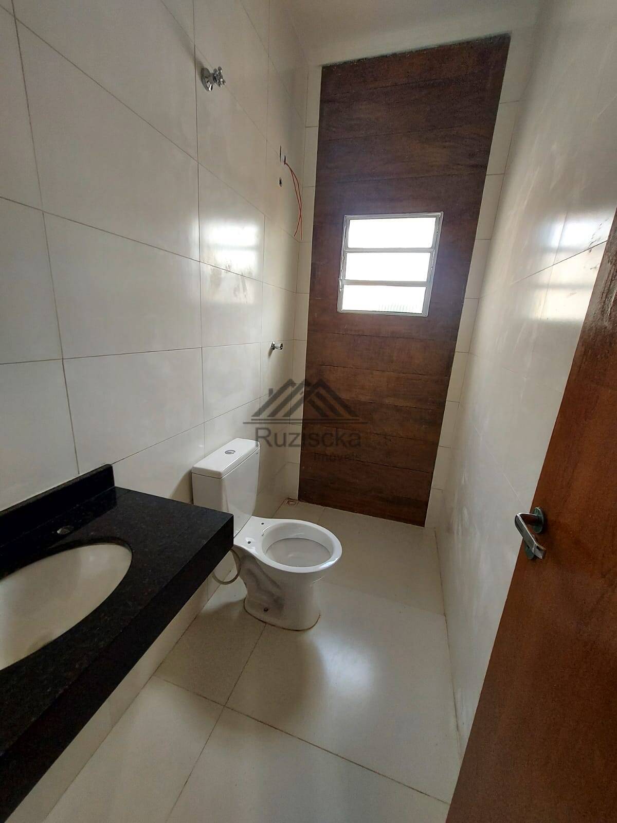 Casa à venda com 2 quartos, 66m² - Foto 6