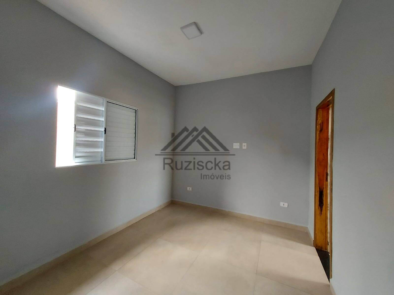 Casa à venda com 2 quartos, 66m² - Foto 12