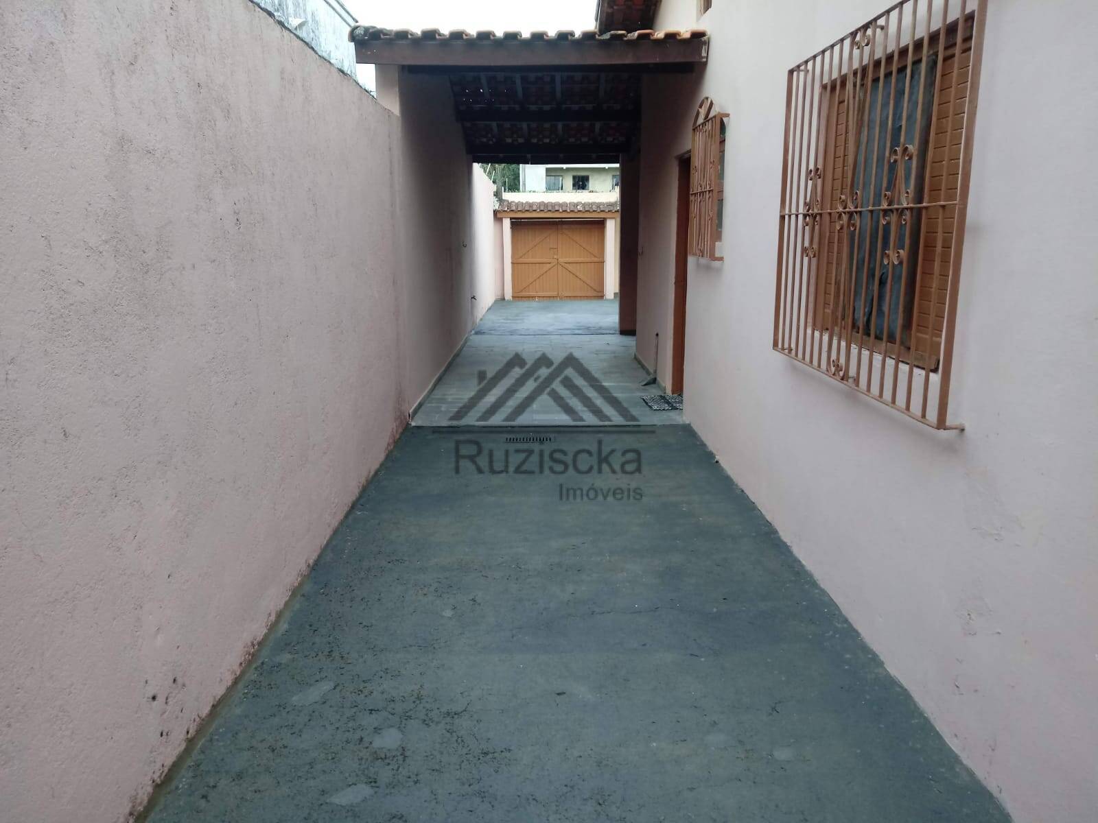 Casa à venda com 2 quartos, 260m² - Foto 6