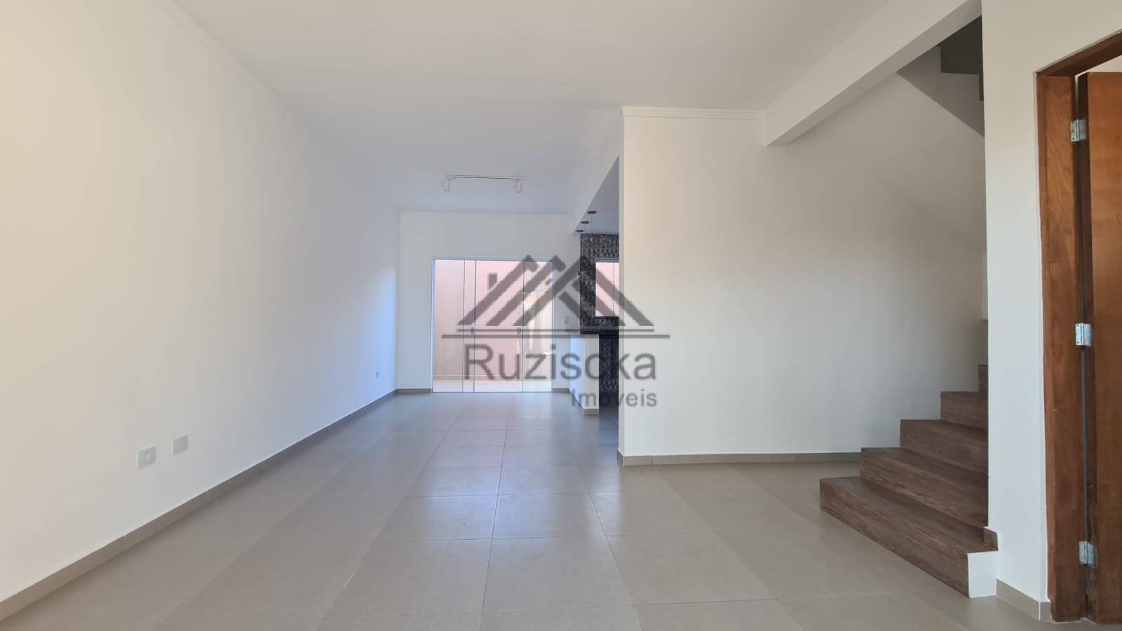 Casa à venda com 3 quartos, 105m² - Foto 6