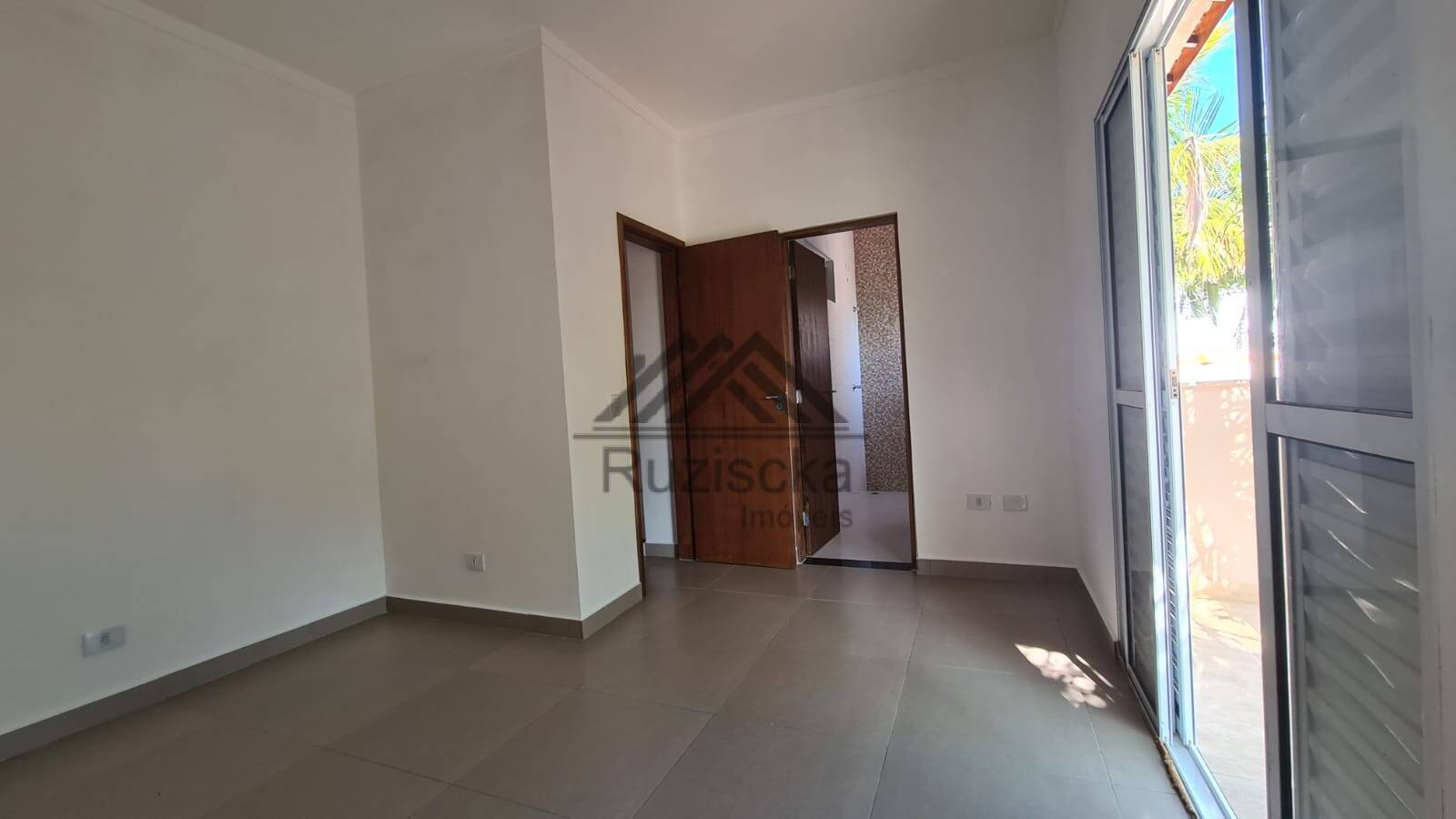 Casa à venda com 3 quartos, 105m² - Foto 16