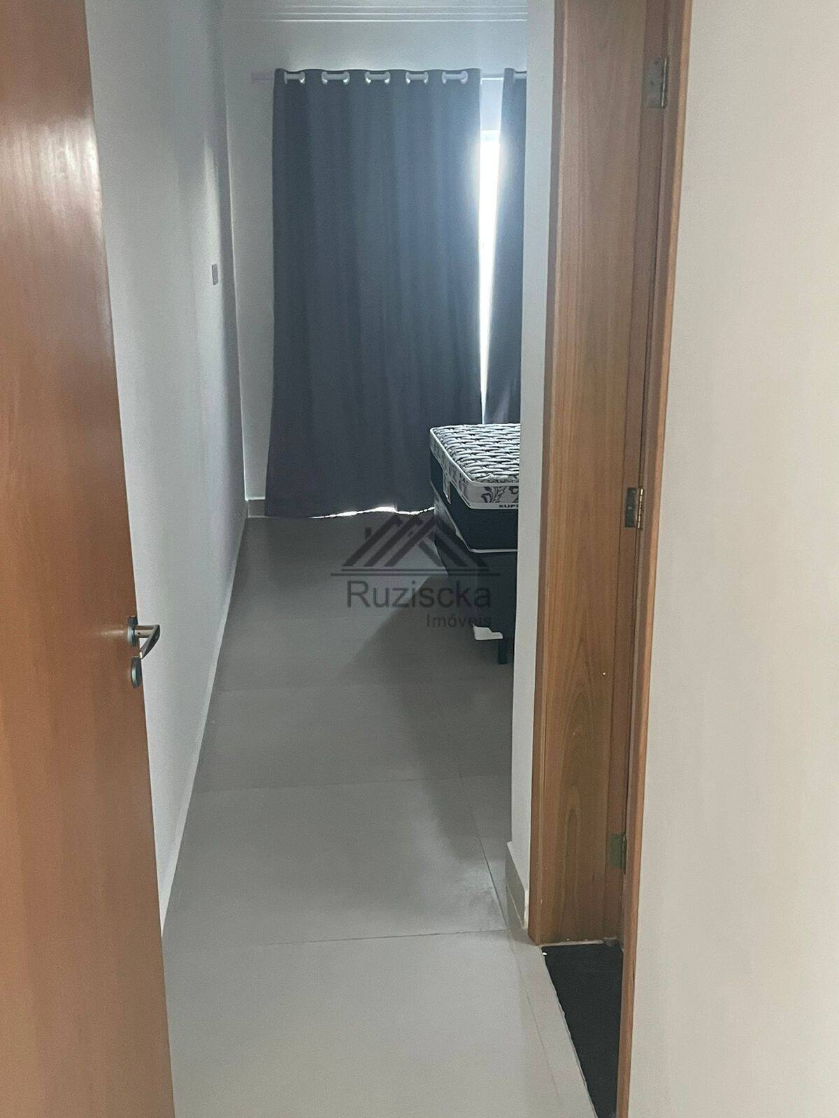 Casa à venda com 4 quartos, 240m² - Foto 17