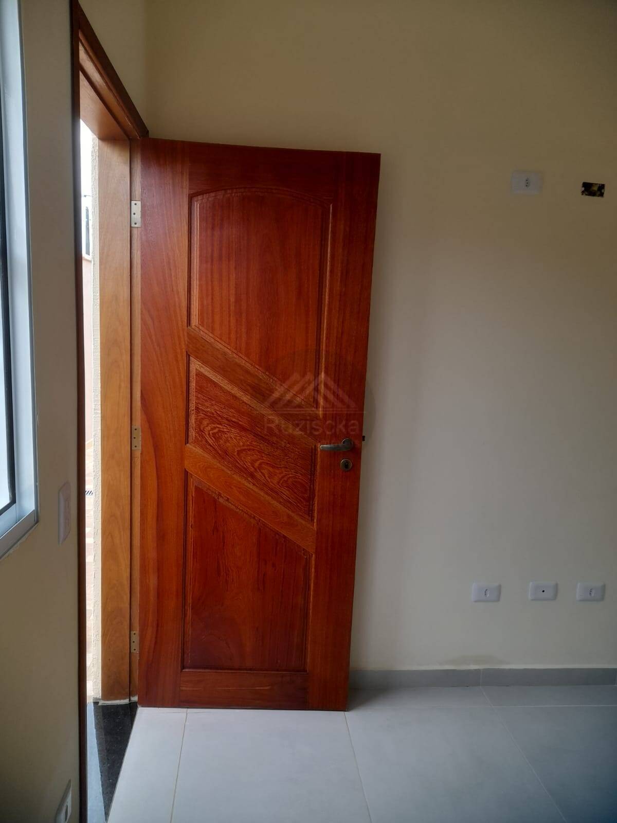 Casa à venda com 2 quartos, 60m² - Foto 12