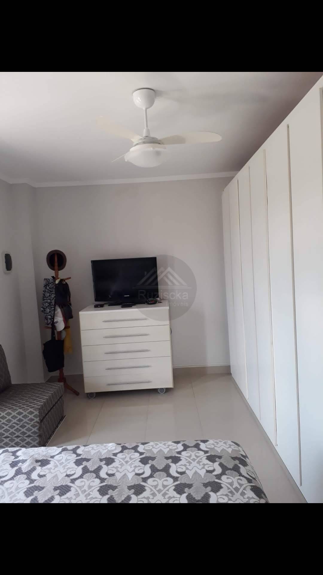 Casa à venda com 2 quartos, 150m² - Foto 17