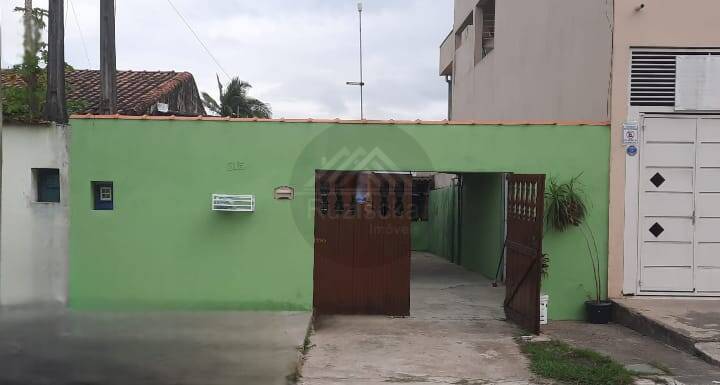 Casa à venda com 2 quartos, 140m² - Foto 1