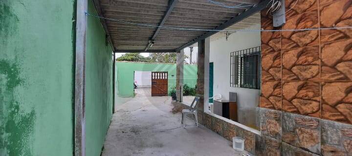 Casa à venda com 2 quartos, 140m² - Foto 9