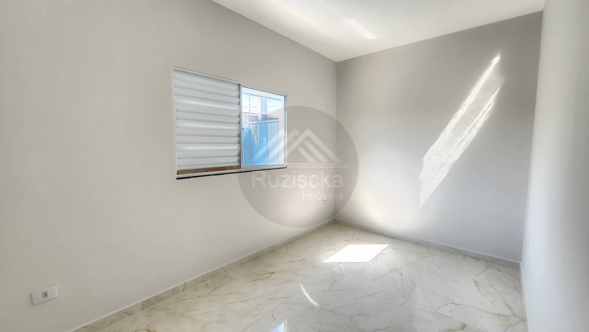 Casa à venda com 2 quartos, 154m² - Foto 12