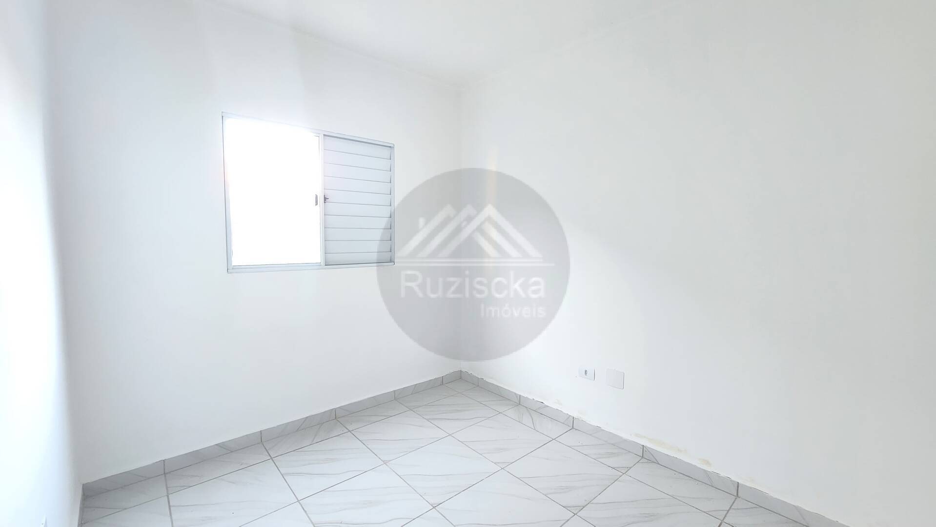 Casa à venda com 2 quartos, 52m² - Foto 16