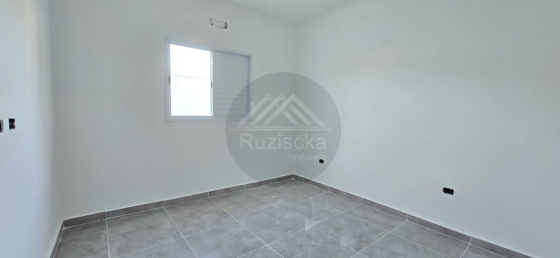 Casa à venda com 2 quartos, 68m² - Foto 13