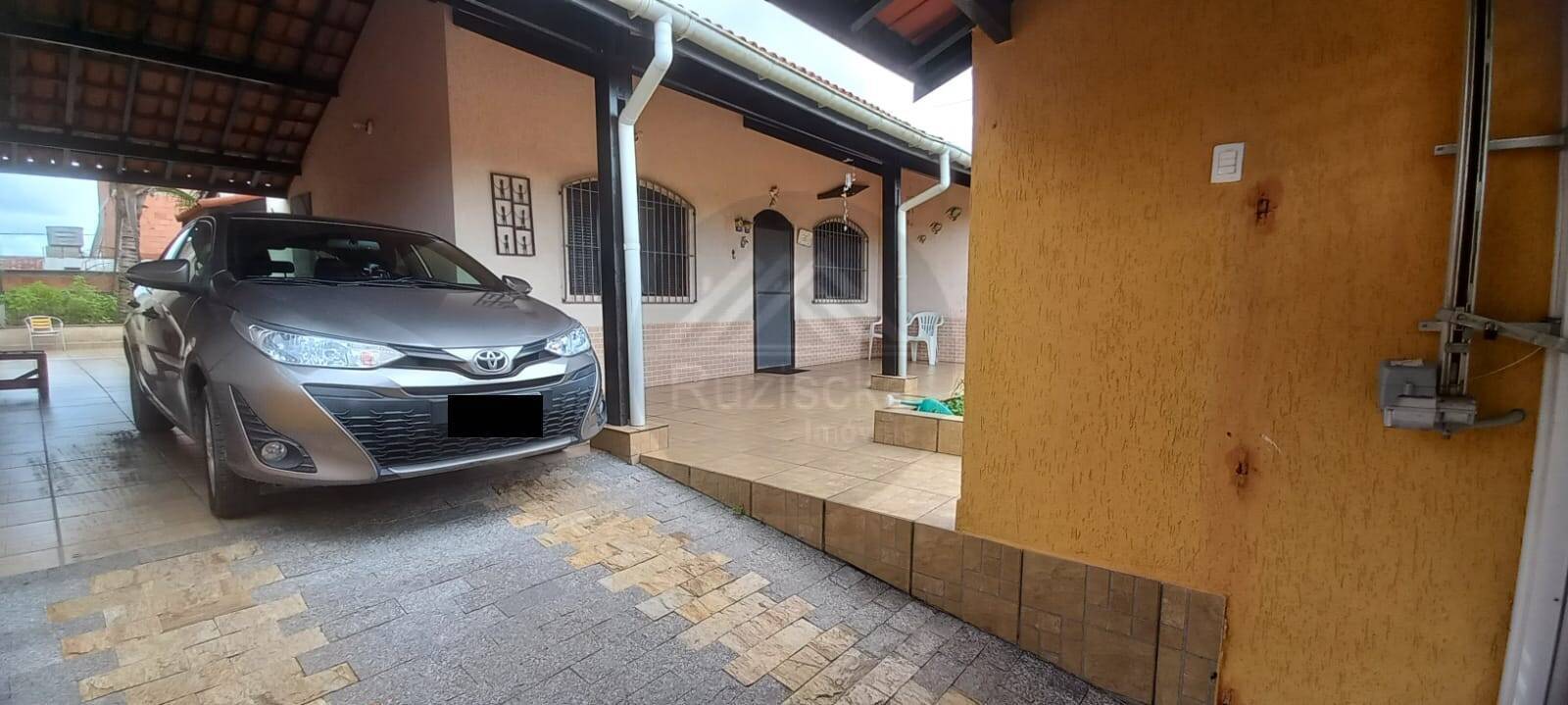 Casa à venda com 2 quartos, 124m² - Foto 2