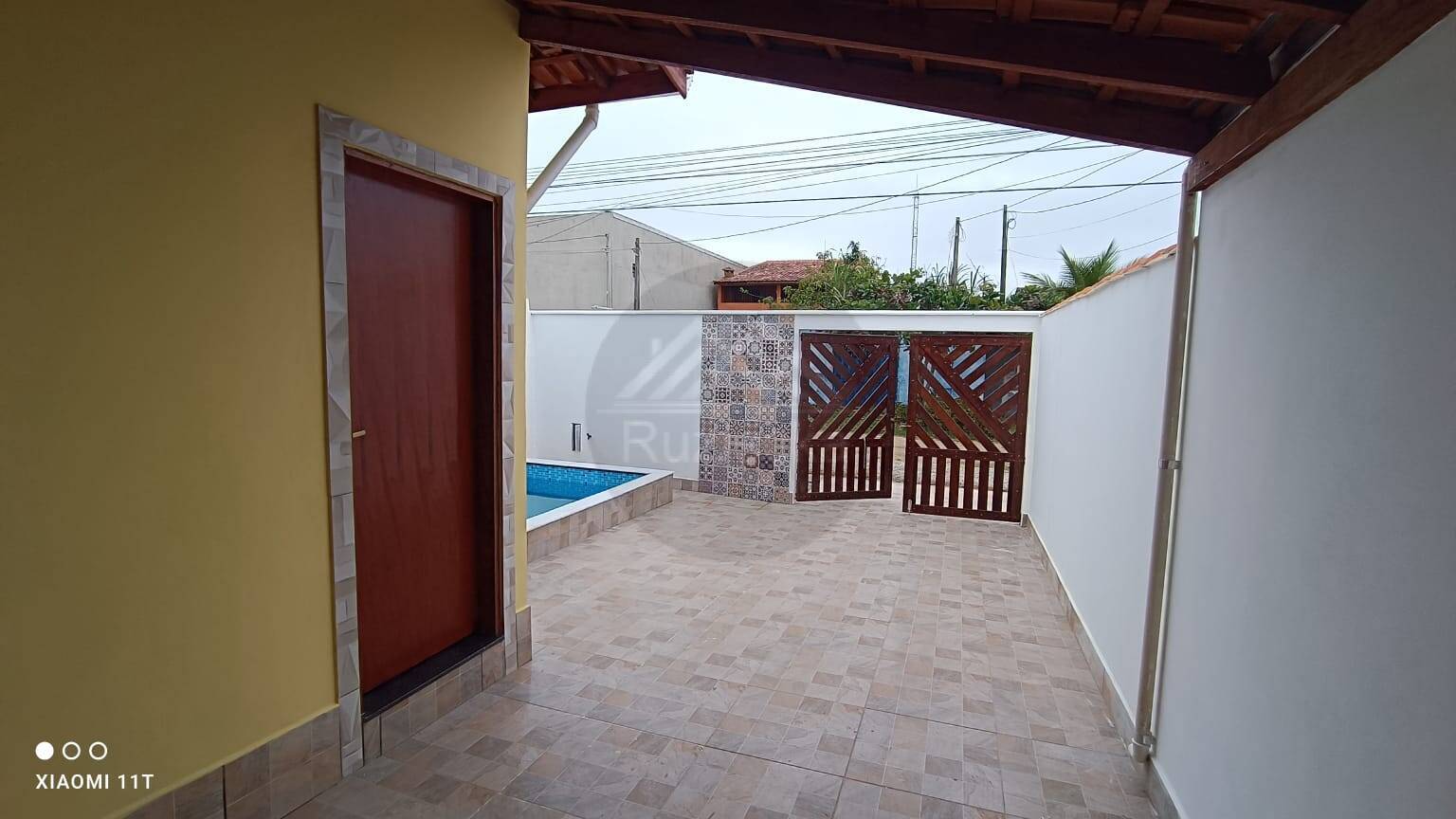 Casa à venda com 2 quartos, 72m² - Foto 4