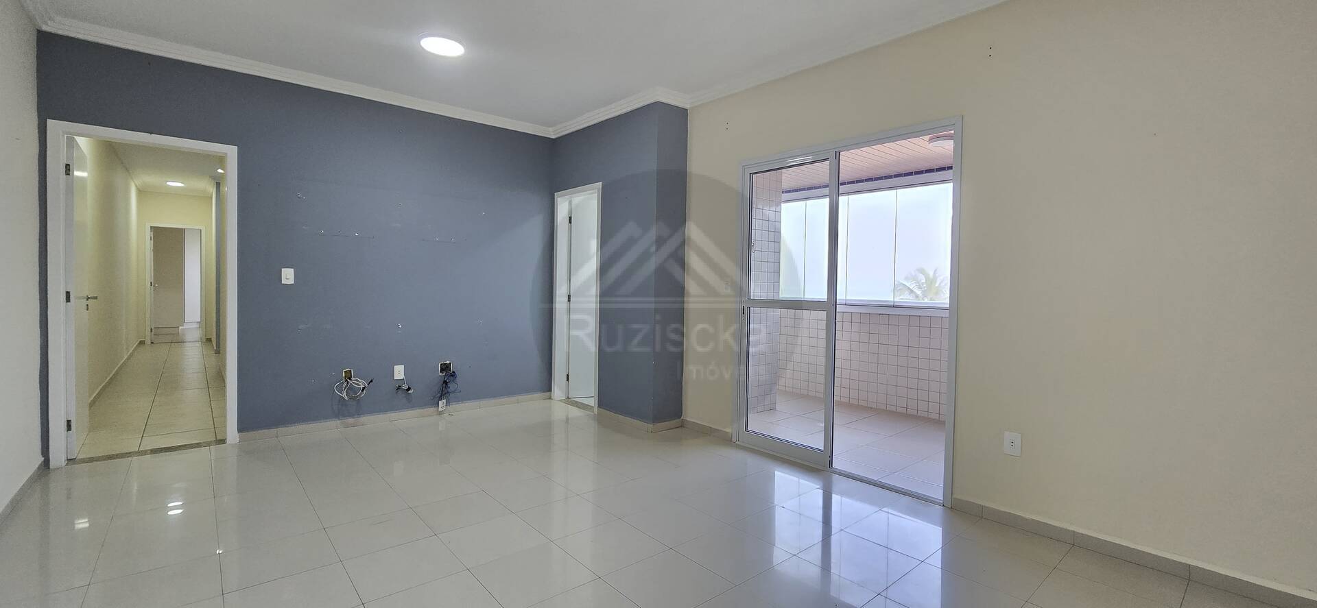 Apartamento à venda com 3 quartos, 123m² - Foto 3