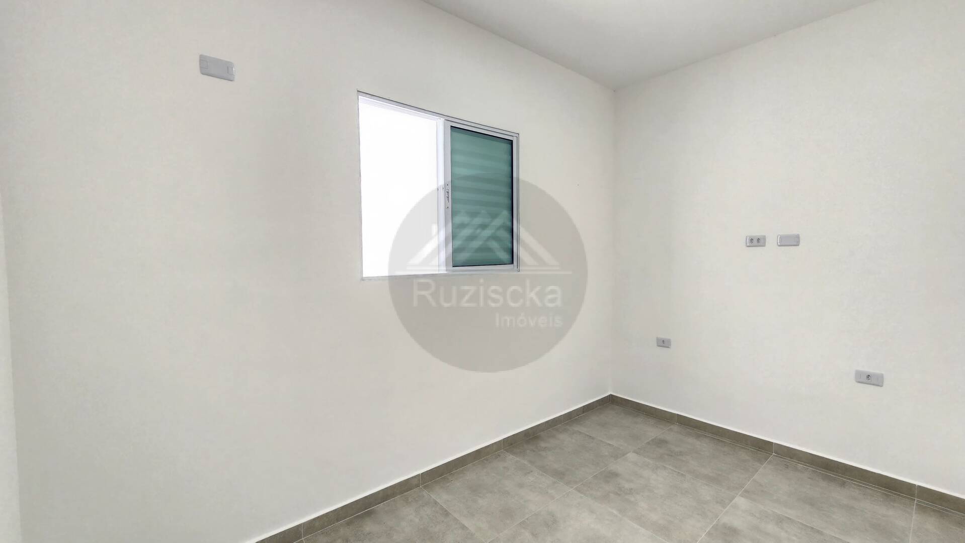 Casa à venda com 2 quartos, 70m² - Foto 13