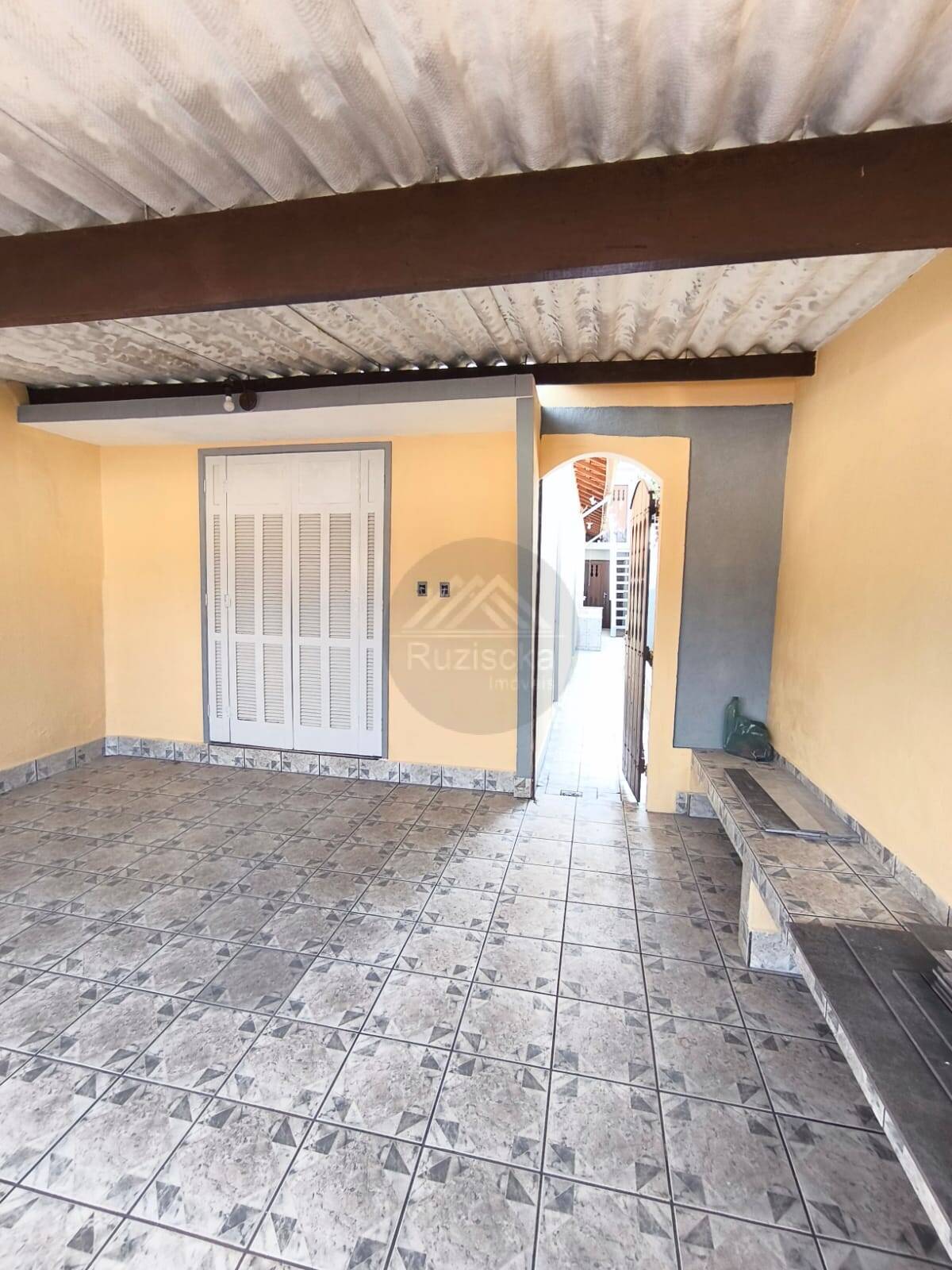 Casa à venda com 2 quartos, 49m² - Foto 1