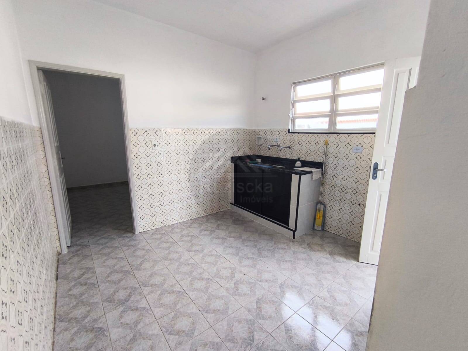 Casa à venda com 2 quartos, 49m² - Foto 10