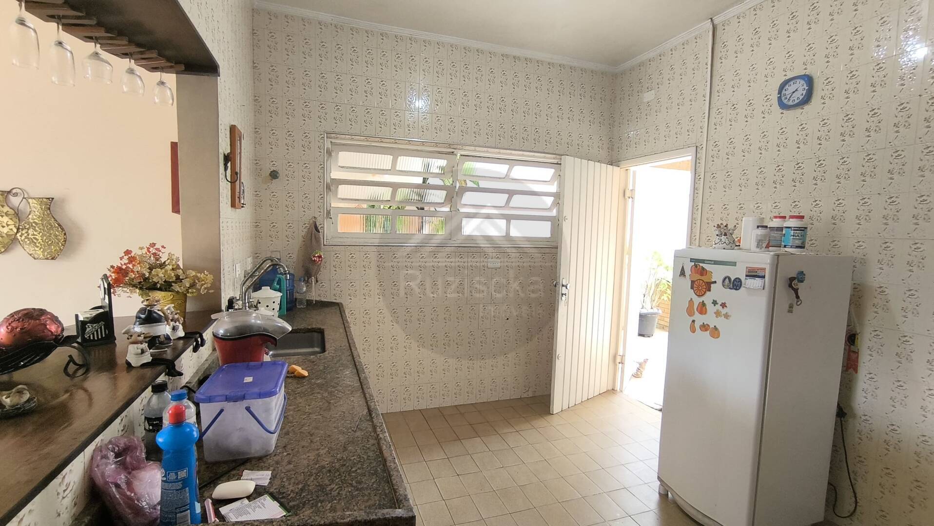 Casa à venda com 3 quartos, 300m² - Foto 8