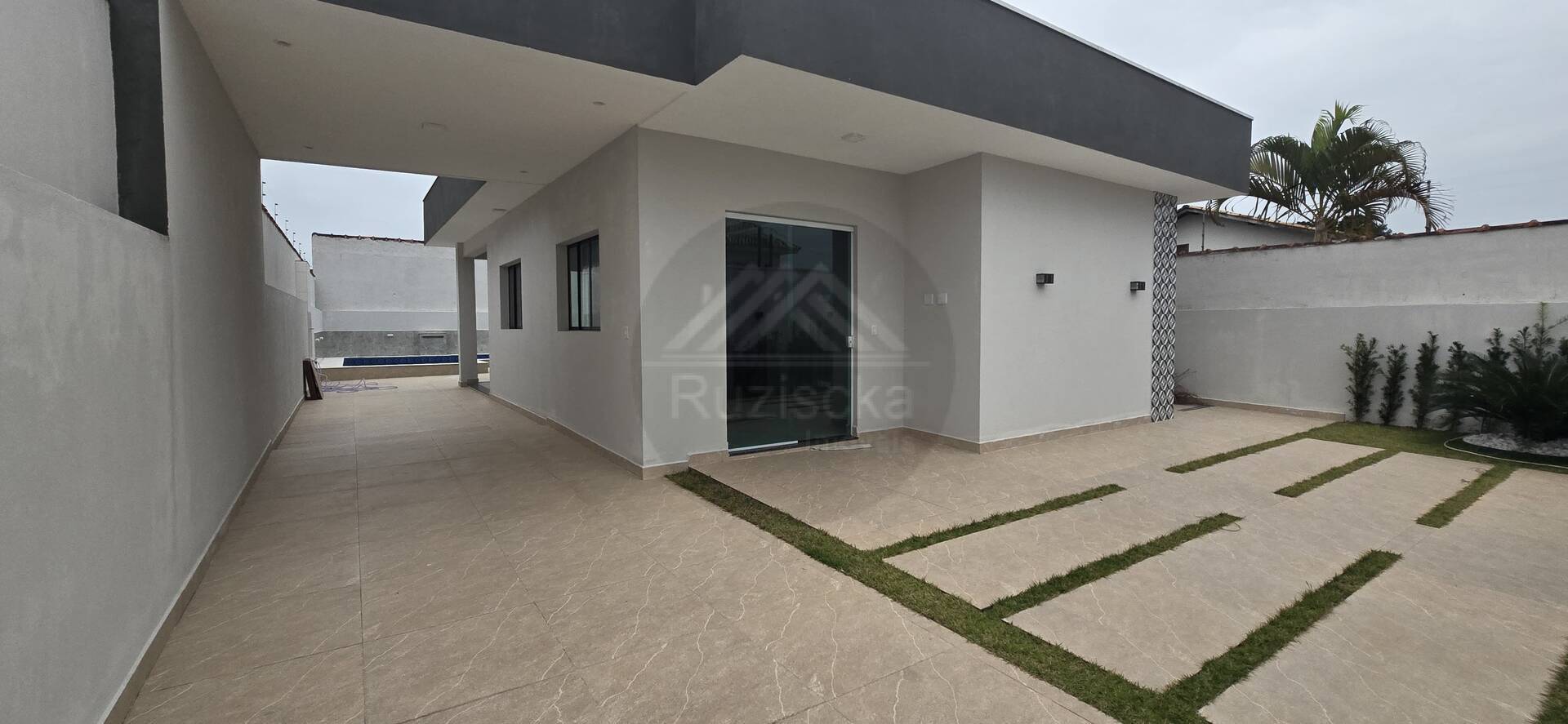 Casa à venda com 3 quartos, 300m² - Foto 3