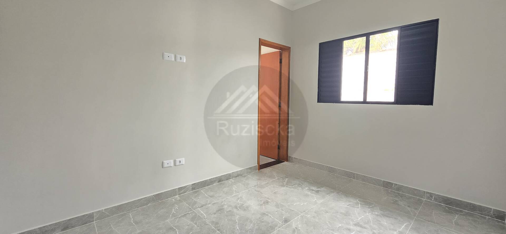 Casa à venda com 3 quartos, 300m² - Foto 10