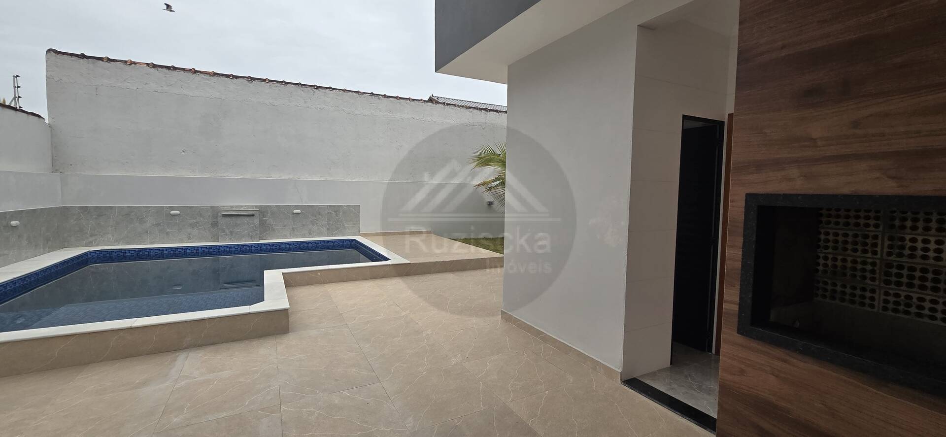 Casa à venda com 3 quartos, 300m² - Foto 18