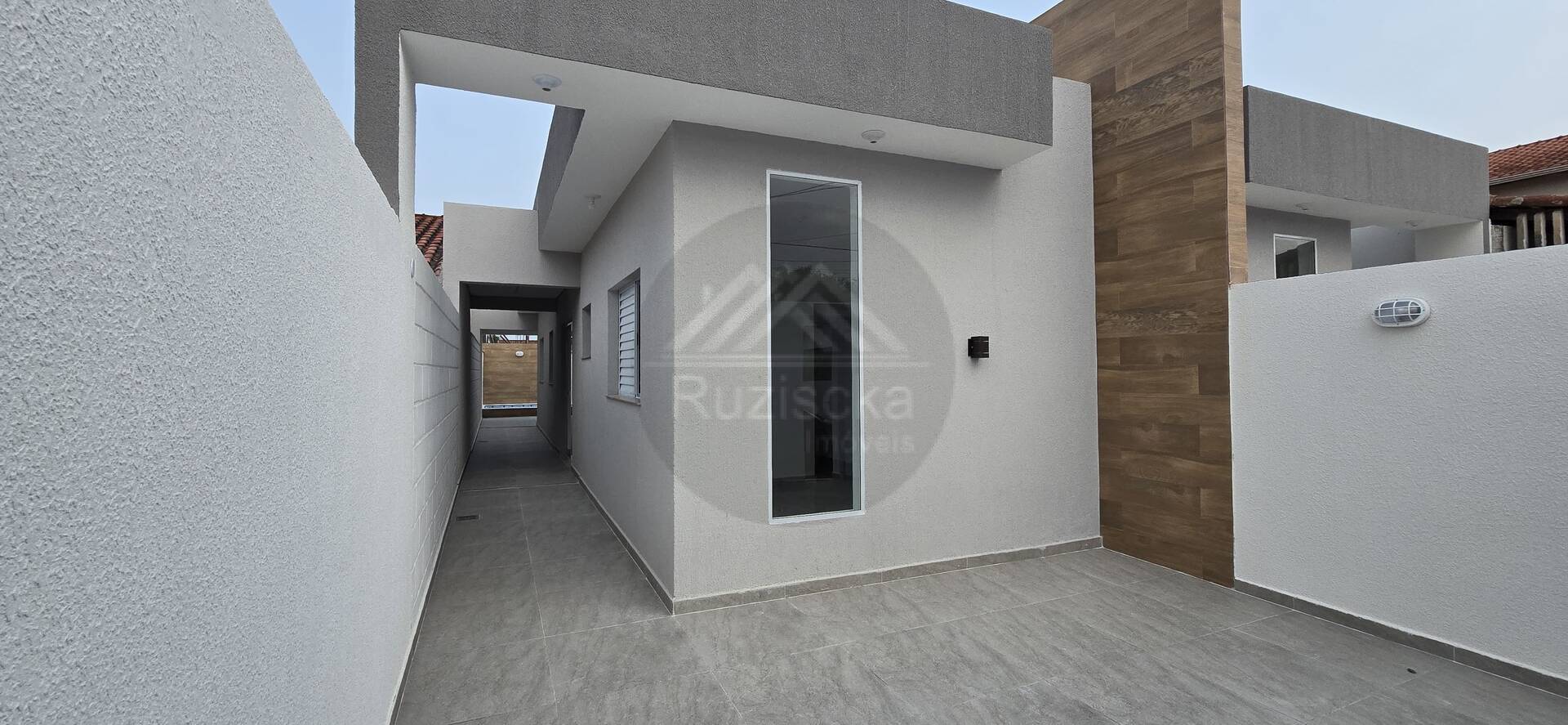 Casa à venda com 2 quartos, 125m² - Foto 2