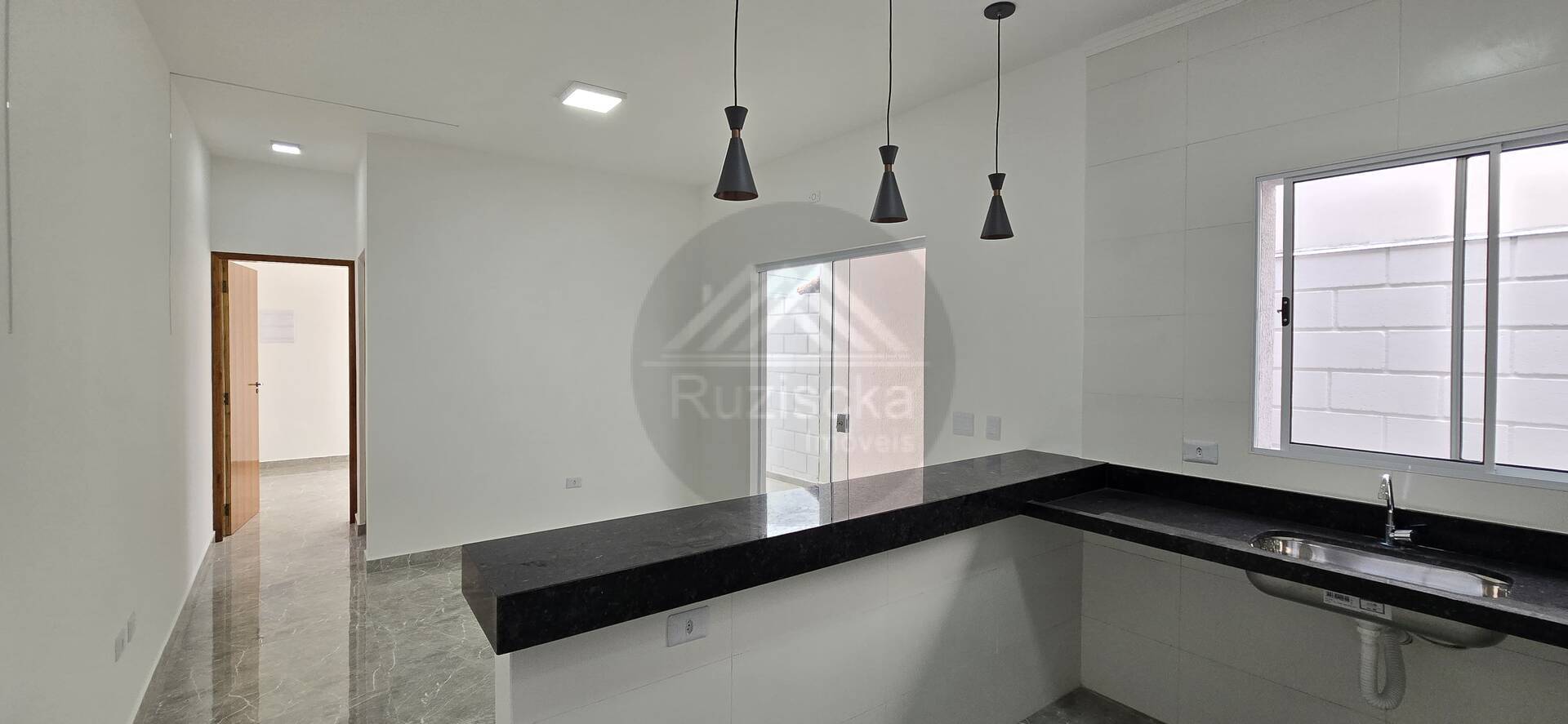 Casa à venda com 2 quartos, 125m² - Foto 12