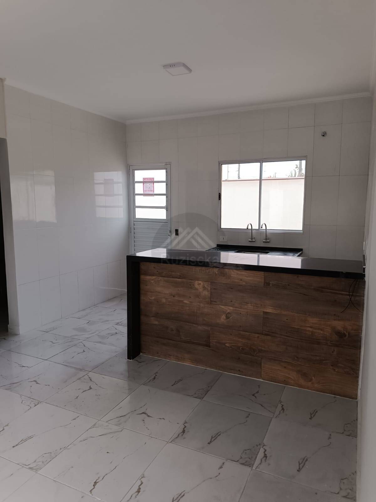 Casa à venda com 2 quartos, 133m² - Foto 11