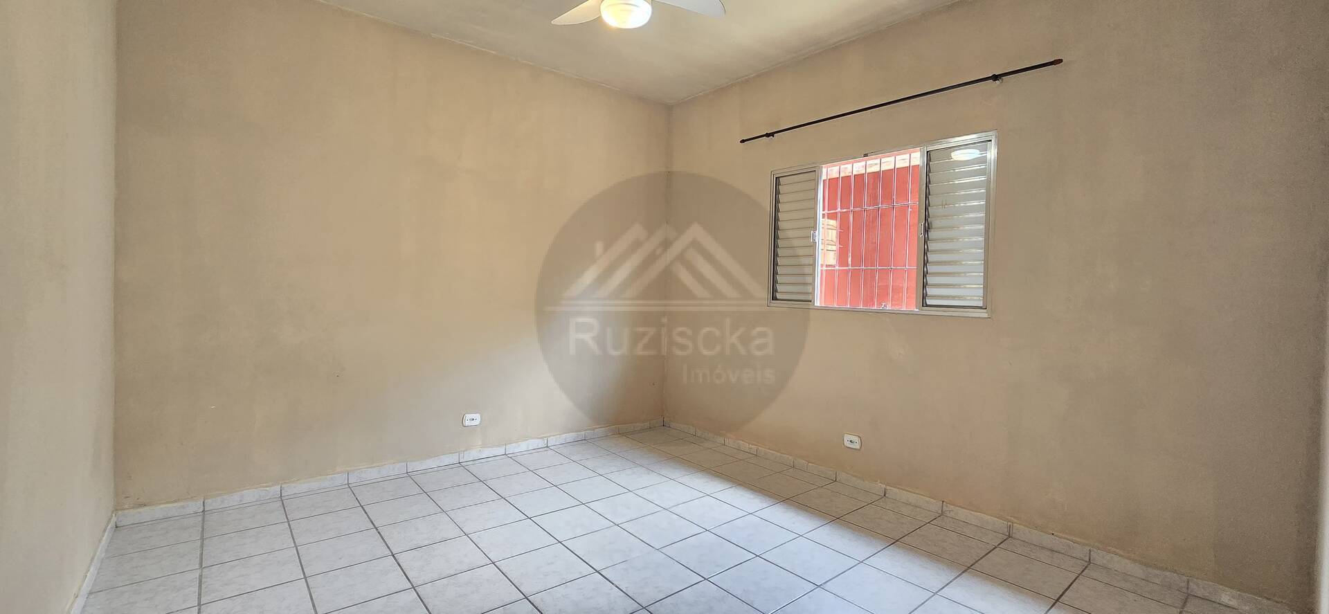 Casa à venda com 2 quartos, 131m² - Foto 13