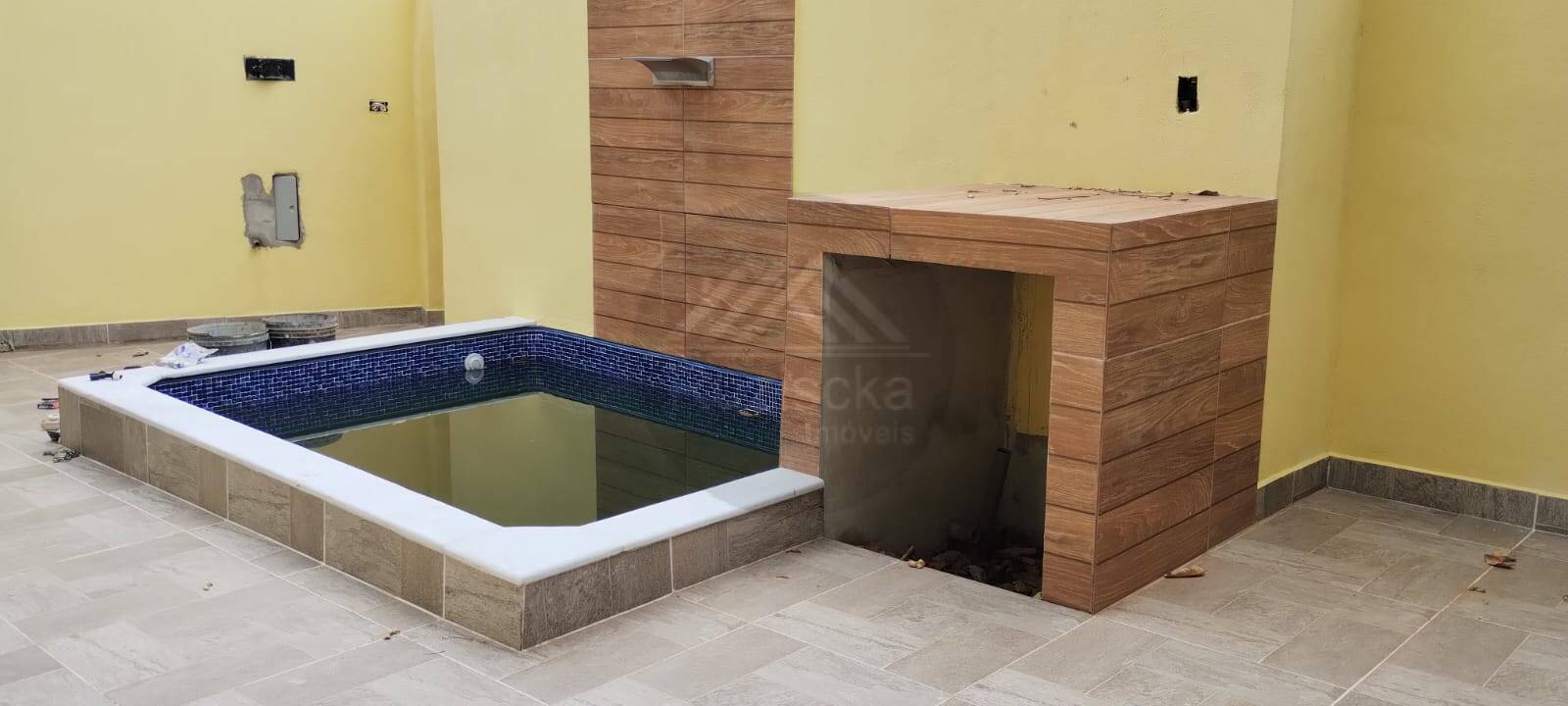 Casa à venda com 2 quartos, 60m² - Foto 5