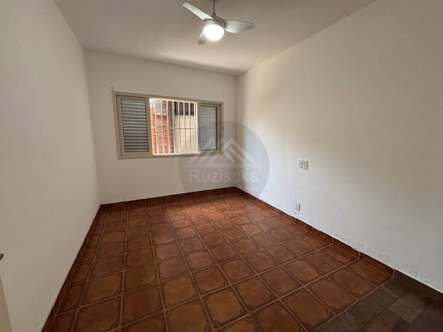 Casa à venda com 3 quartos, 76m² - Foto 7