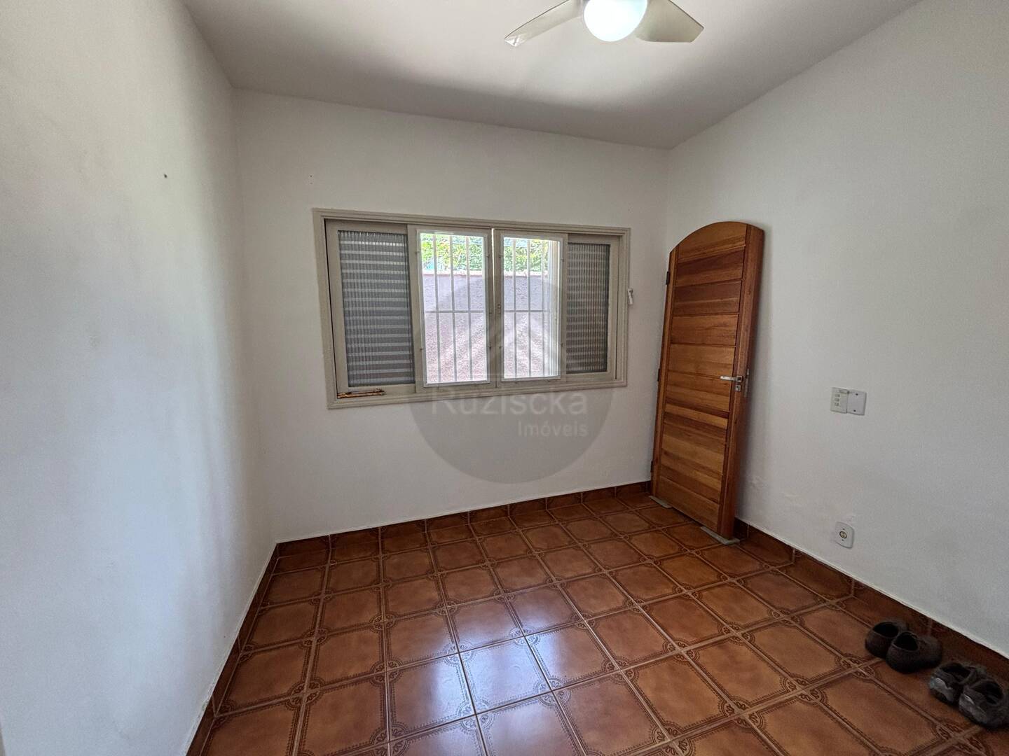 Casa à venda com 3 quartos, 76m² - Foto 11