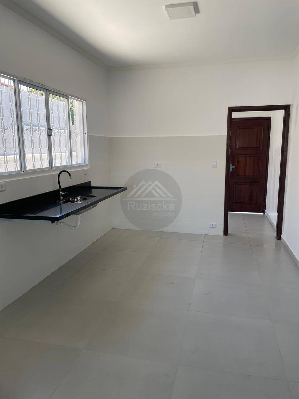 Casa à venda com 4 quartos, 139m² - Foto 5