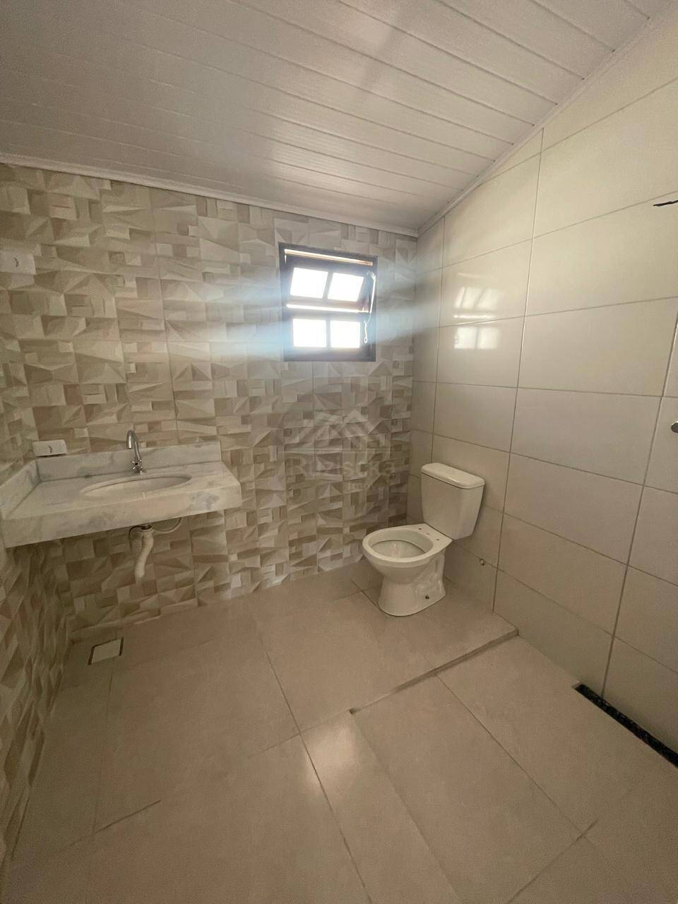 Casa à venda com 2 quartos, 69m² - Foto 6