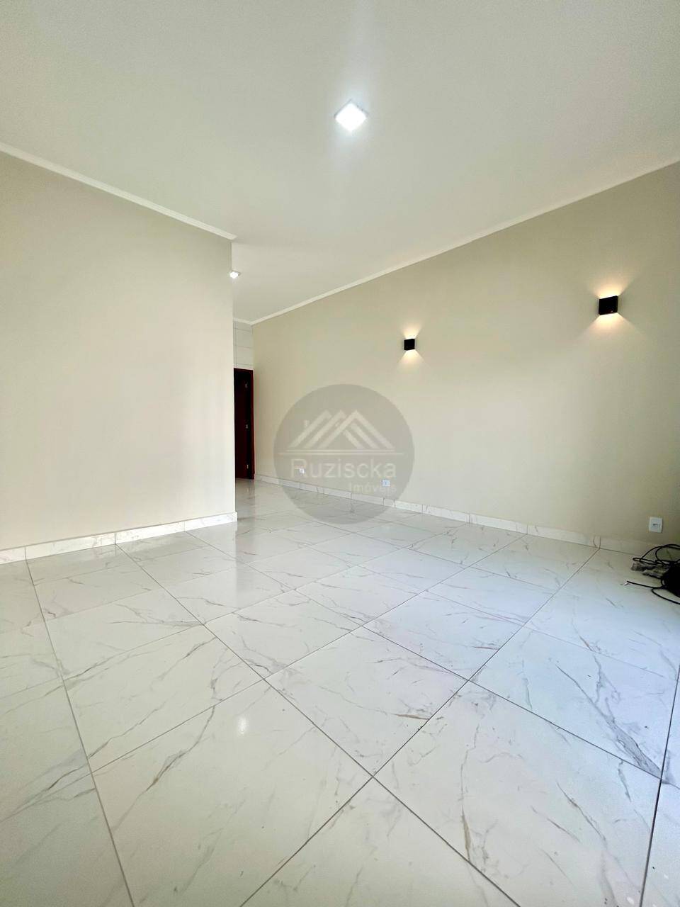 Casa à venda com 3 quartos, 104m² - Foto 10